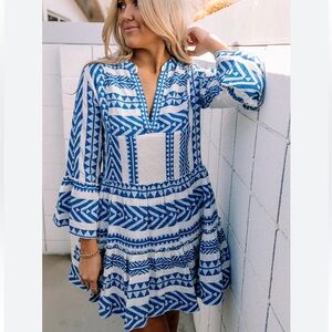 En creme Blue and White Mini Dress